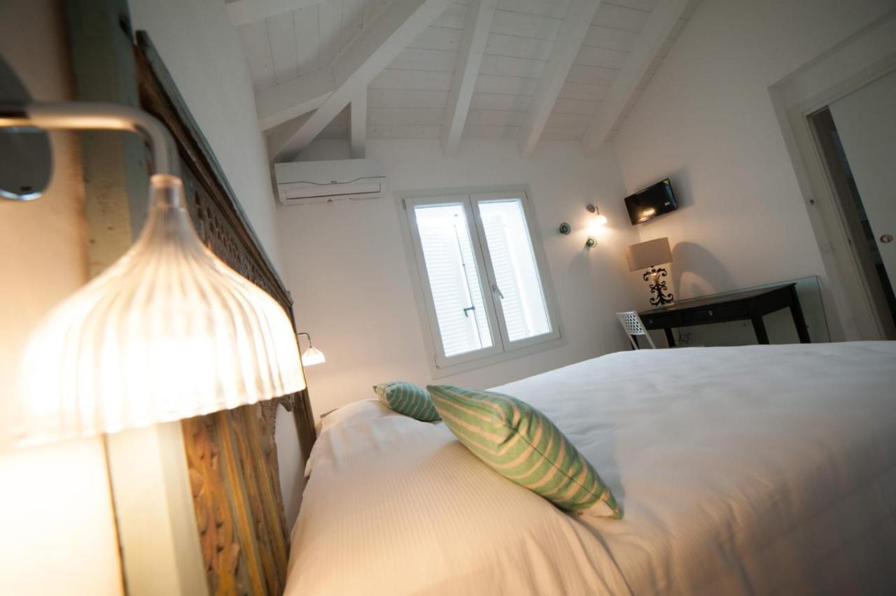 Bed & Breakfast A Mare Affitta Camere ファーノ エクステリア 写真