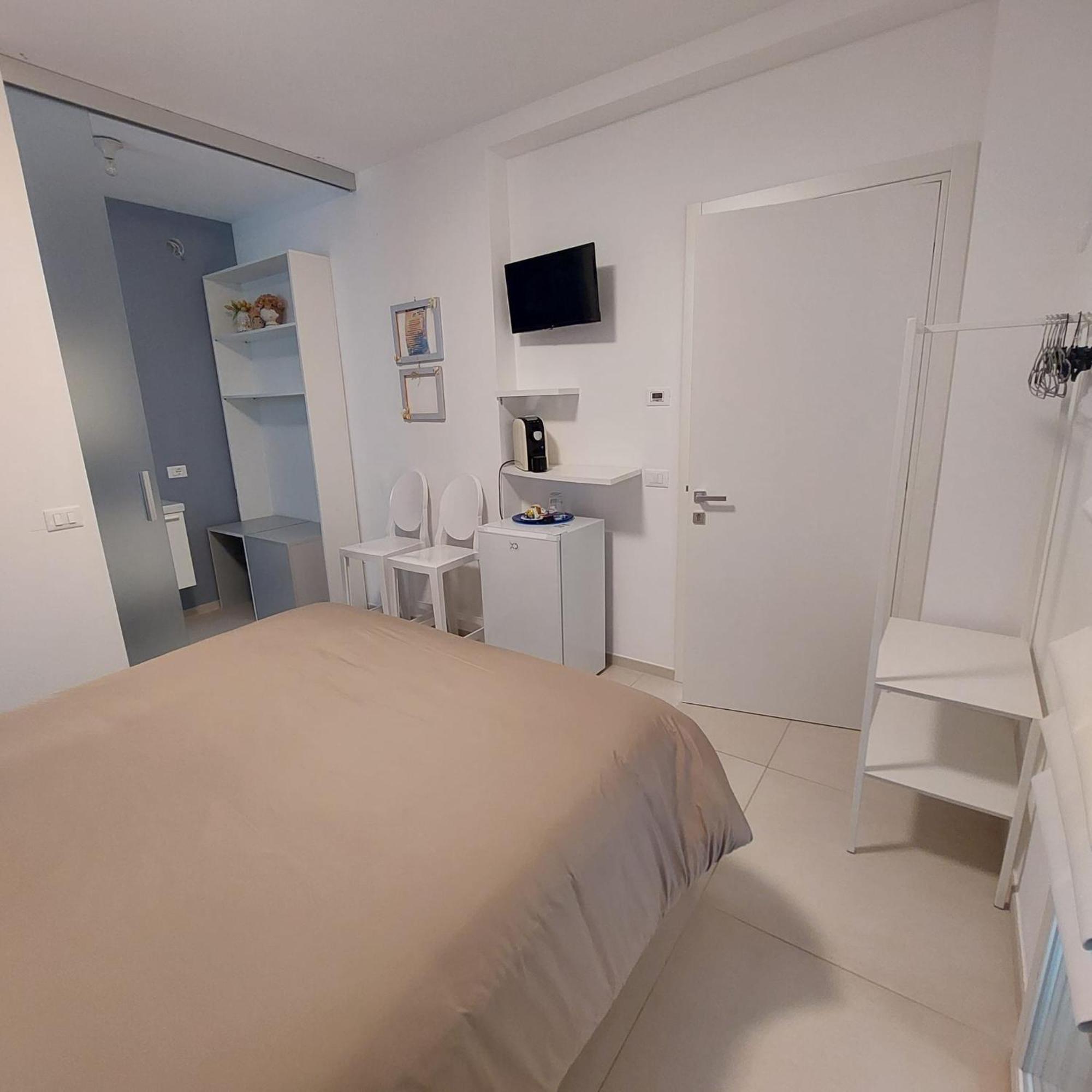 Bed & Breakfast A Mare Affitta Camere ファーノ エクステリア 写真